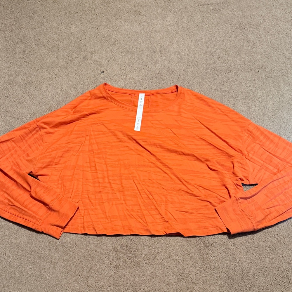 Lululemon long sleeve women’s top